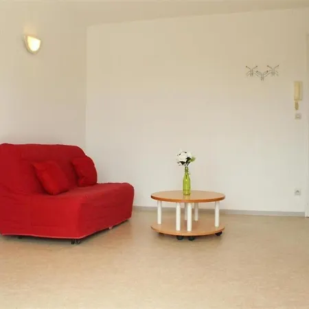 Apartment Appt 2 Pieces Avec Balcon, Piscine, Parking Prive A - Fr-1-246-17 *
